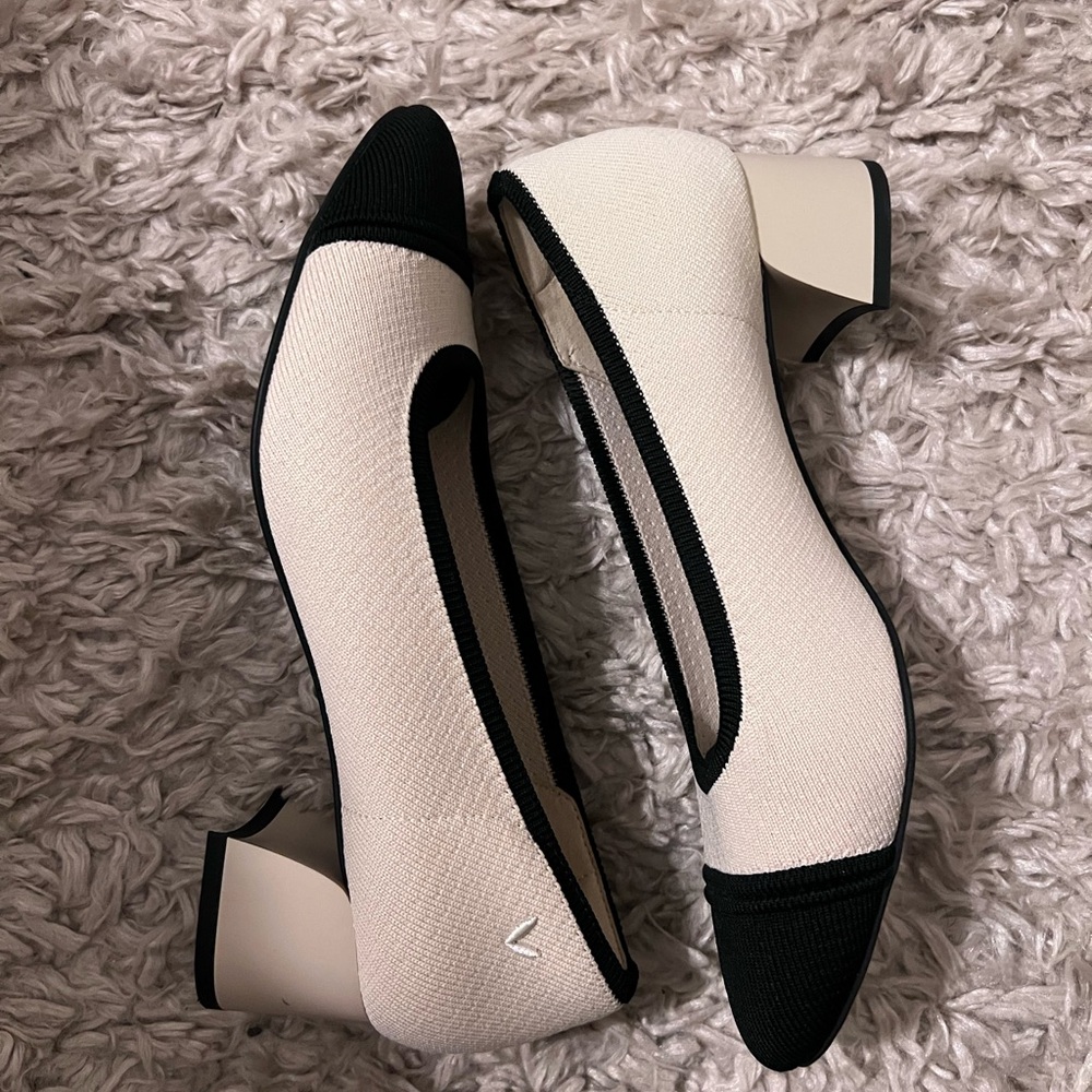 Vivaia Women's Round-Toe Chunky Heels (Julie Pro)